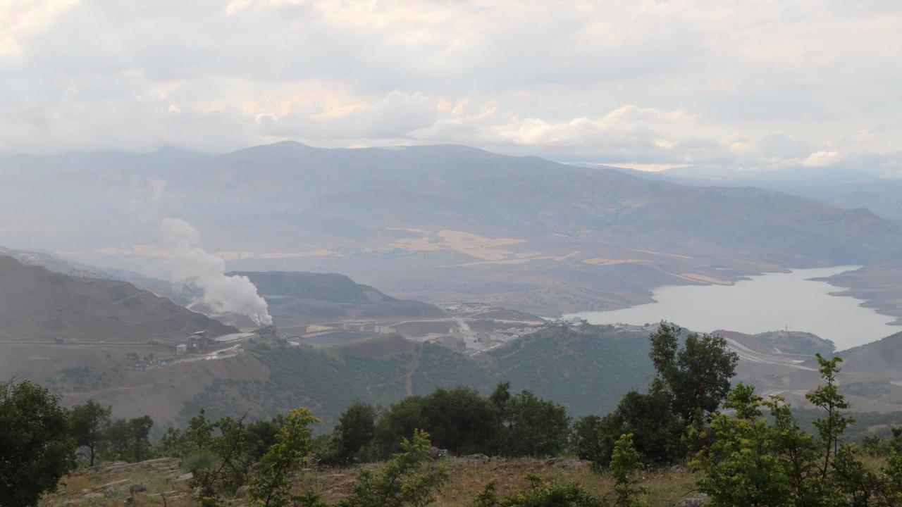 Erzincan'da çevreyi kirleten madenin faaliyeti durduruldu